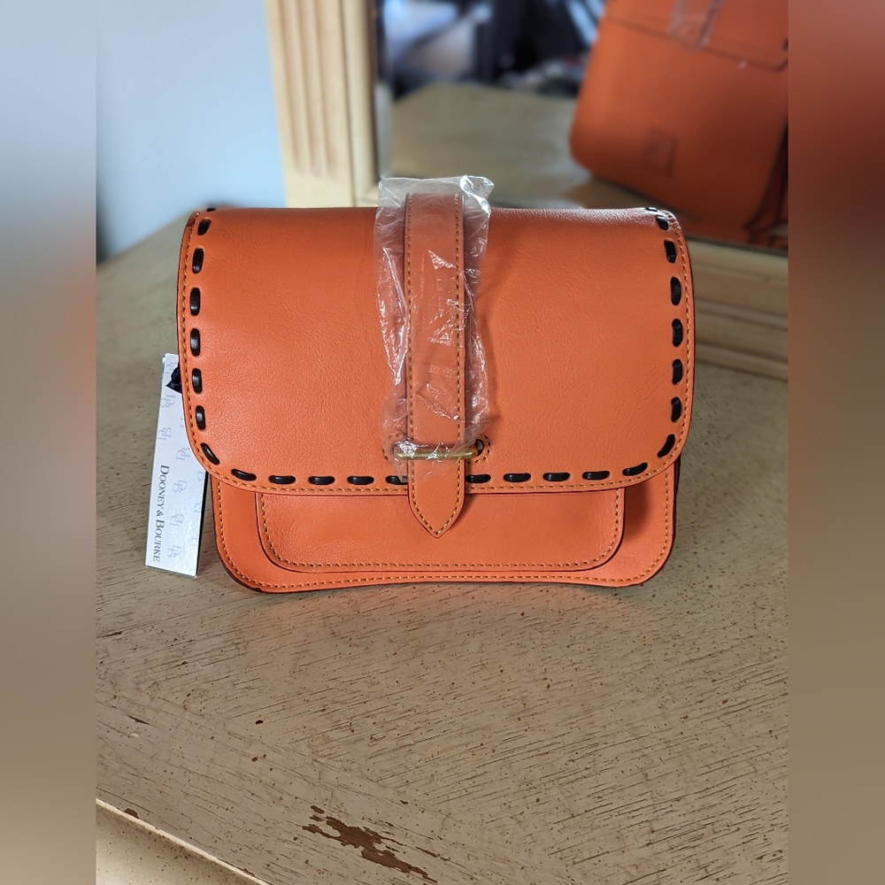 Dooney & Bourke Binocular Bag In Salmon Florentine